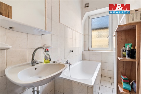 Prodej rodinného domu, 230 m² - 18