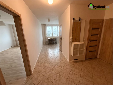 Pronájem bytu 2+1, 60 m² - 0