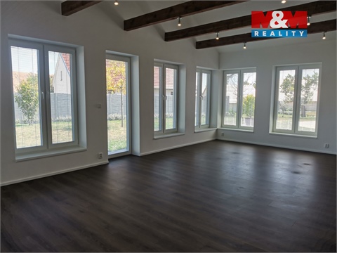 Prodej rodinného domu, 533 m² - 16