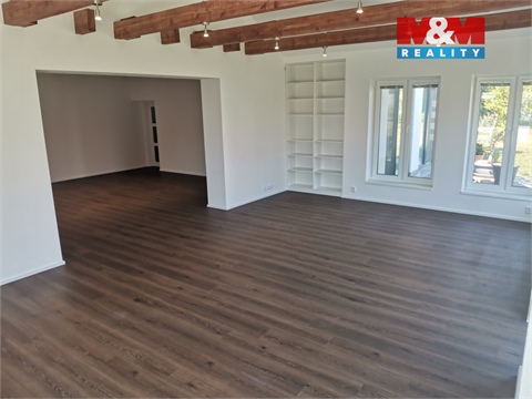 Prodej rodinného domu, 533 m² 24