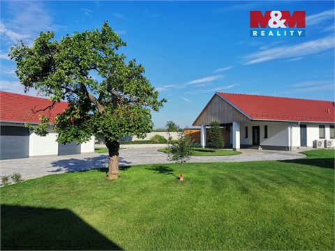 Prodej rodinného domu, 533 m² 6