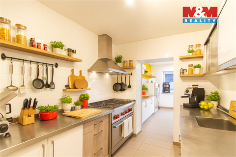 Prodej obchodních prostor, 140 m² - 2