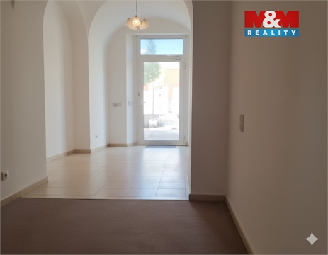 Pronájem obchodních prostor, 26 m² - 0