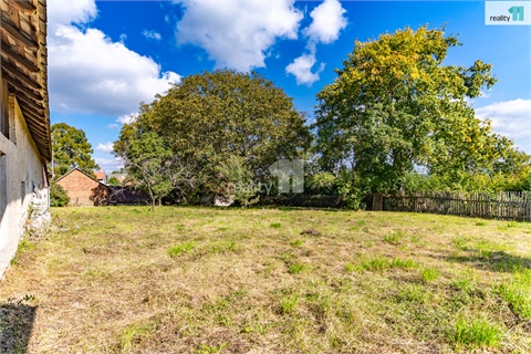 Prodej stavebního pozemku, 835 m² 0