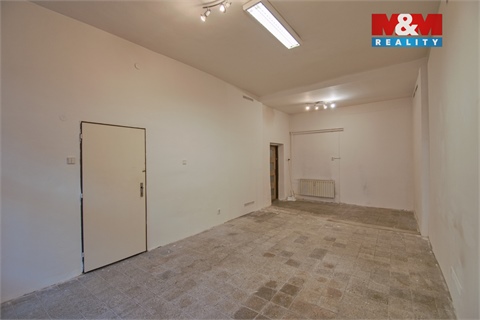 Pronájem obchodních prostor, 32 m² - 2