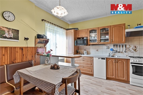 Prodej rodinného domu, 200 m² - 2