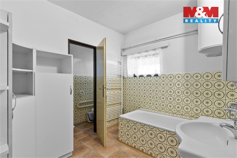 Prodej rodinného domu, 200 m² - 4