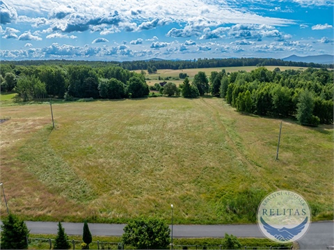 Prodej stavebního pozemku, 1 986 m² 0
