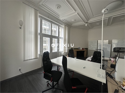 Pronájem kanceláře, 52 m² 2