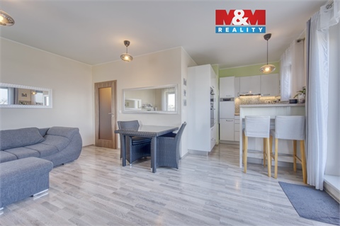 Prodej bytu 3kk, 104 m² 0