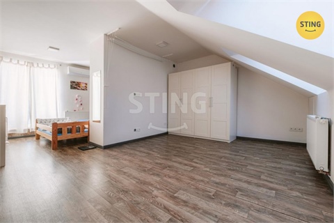 Prodej domu, 200 m² 10