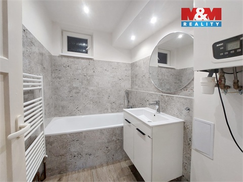 Pronájem bytu 2kk, 44 m² 2