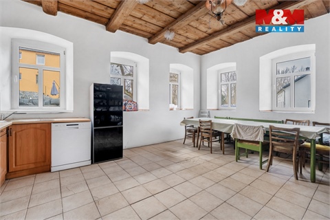 Prodej rodinného domu, 328 m² 20