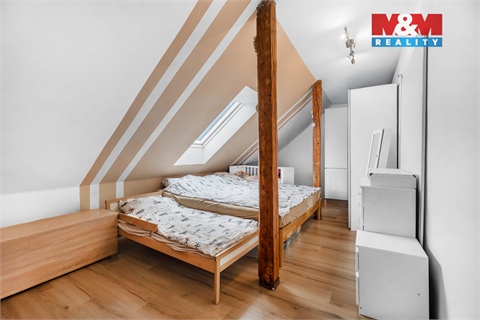 Prodej rodinného domu, 328 m² 4