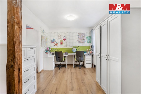 Prodej rodinného domu, 328 m² - 4