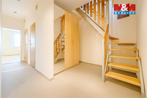 Prodej bytu 4+1, 128 m² - 0