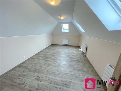 Pronájem rodinného domu, 88 m² - 0