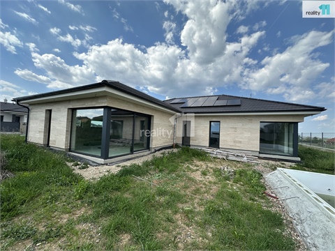 Prodej rodinného domu, 302 m² 10