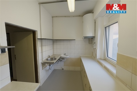 Pronájem výrobního objektu, 220 m² 2
