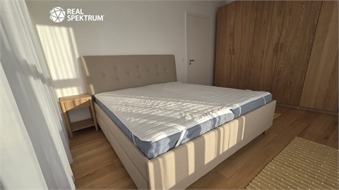 Pronájem bytu 2kk, 63 m² - 4