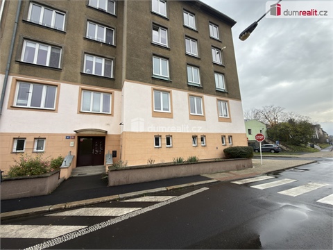 Pronájem bytu 1kk, 27 m² - 0