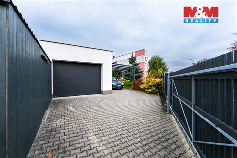 Prodej rodinného domu, 141 m² 28