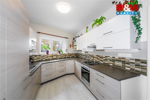 Prodej rodinného domu, 141 m² - 0