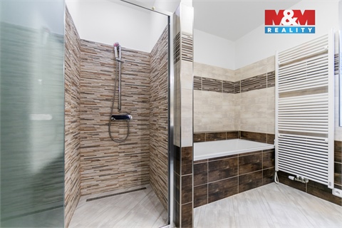 Prodej rodinného domu, 141 m² 10