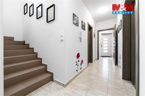 Prodej rodinného domu, 141 m² - 10