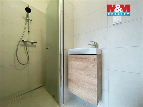 Pronájem bytu 1kk, 23 m² - 2