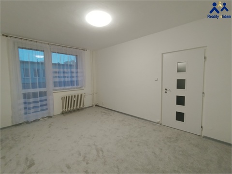 Pronájem bytu 1+1, 33 m² 2