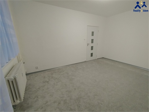 Pronájem bytu 1+1, 33 m² - 4