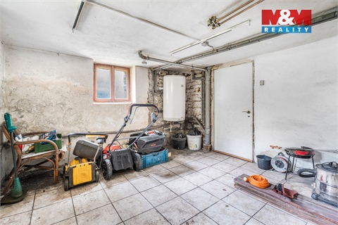 Prodej rodinného domu, 190 m² - 8