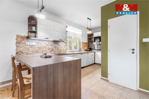 Prodej rodinného domu, 190 m² 20