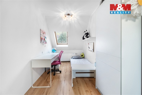 Prodej rodinného domu, 190 m² - 24