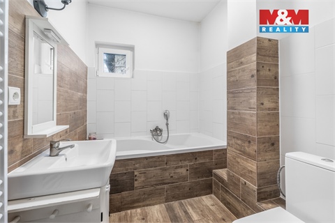 Prodej rodinného domu, 190 m² 22