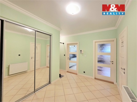 Prodej bytu 3+1, 105 m² - 2