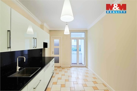 Prodej bytu 3+1, 105 m² 12