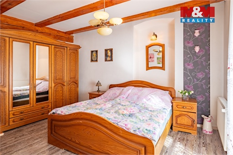 Prodej rodinného domu, 550 m² - 12