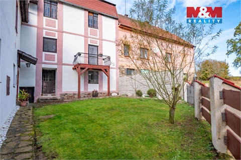 Prodej rodinného domu, 550 m² 10