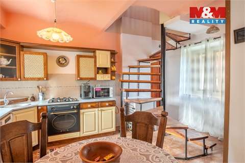 Prodej rodinného domu, 550 m² 20