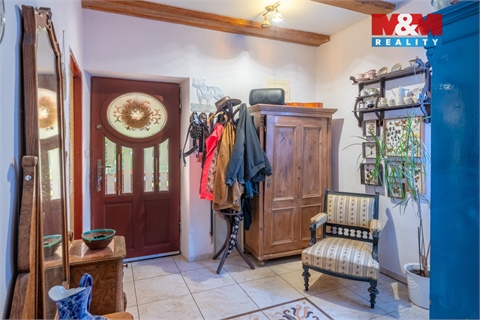 Prodej rodinného domu, 550 m² 12