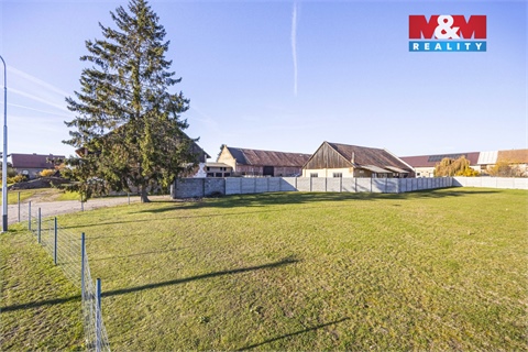 Prodej stavebního pozemku, 1 576 m² 8