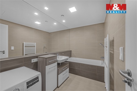 Pronájem bytu 3kk, 74 m² - 2