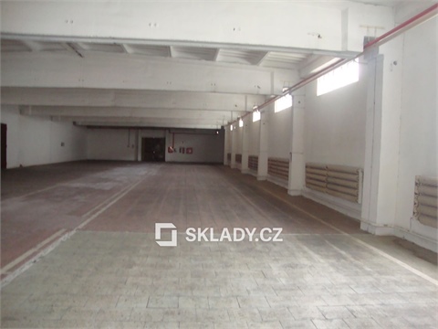 Pronájem skladu / haly, 1 090 m² - 0