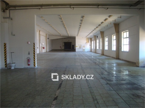 Pronájem skladu / haly, 1 090 m² 12