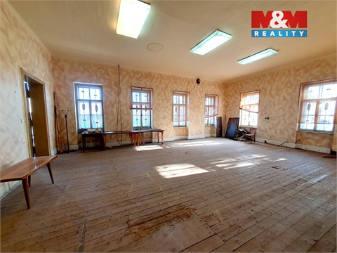 Prodej obchodních prostor, 282 m² 14