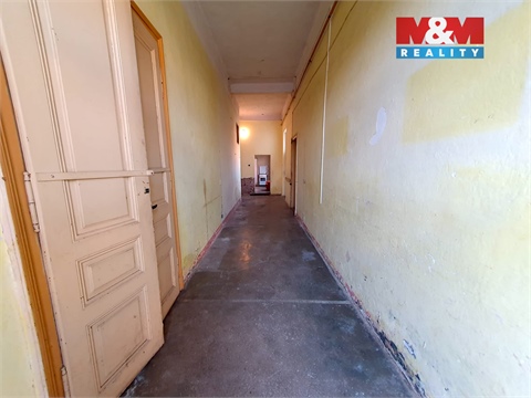 Prodej obchodních prostor, 282 m² 12