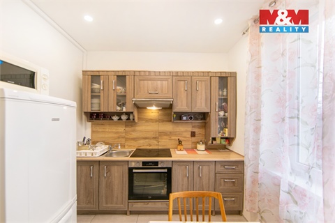 Prodej bytu 2+1, 77 m² 8