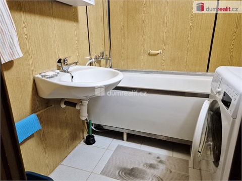 Pronájem bytu 3+1, 52 m² - 0